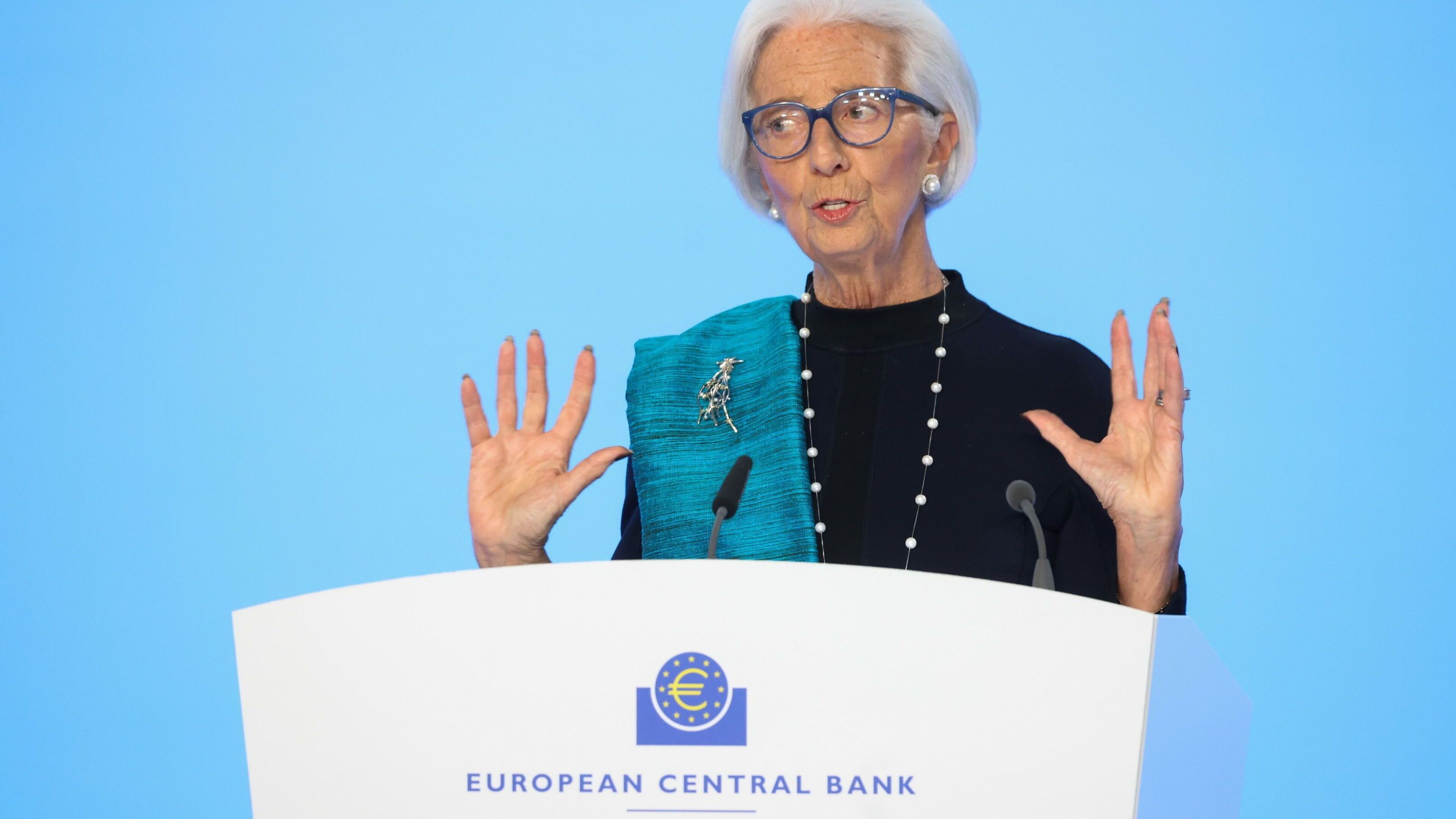 Ireland's latest yo-yo economic data tips the whole euro area into contraction